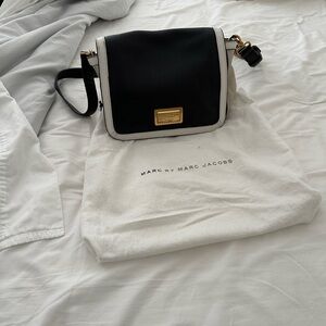 Marc By Marc Jacobs Black with White Trim Pebbled Leather Crossbody